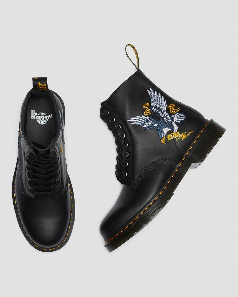 Dr Martens 1460 Souvenir Embroidered Leren Enkellaars Heren Zwart | NL 384LIS